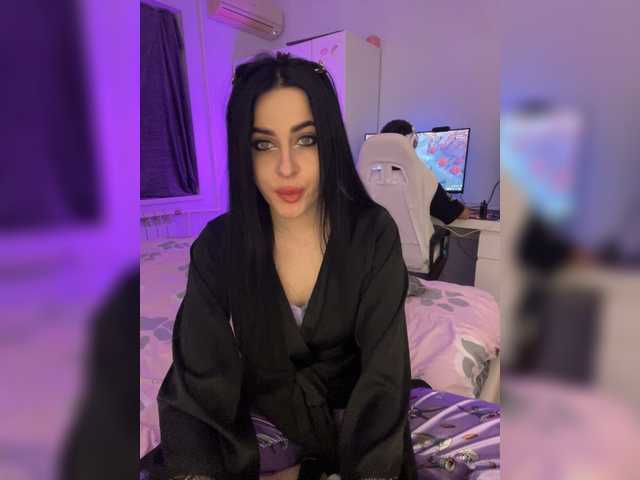 Manynia666's BongaCams show and profile