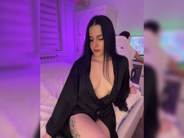 Manynia666's BongaCams show and profile