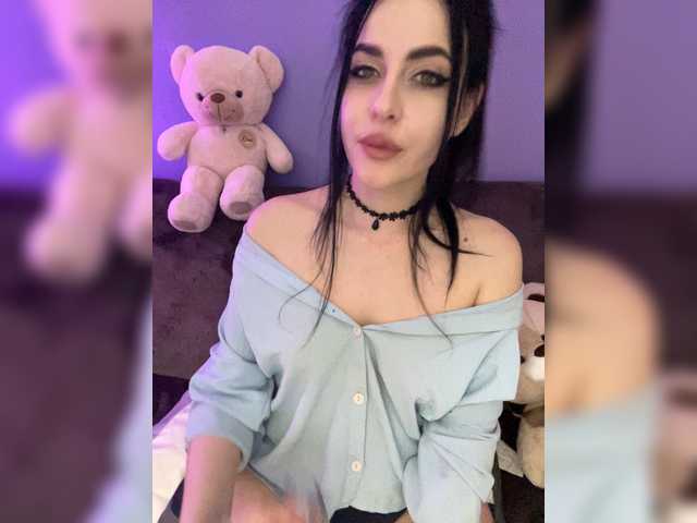 Manynia666's BongaCams show and profile