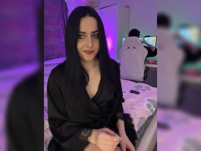 Manynia666's BongaCams show and profile