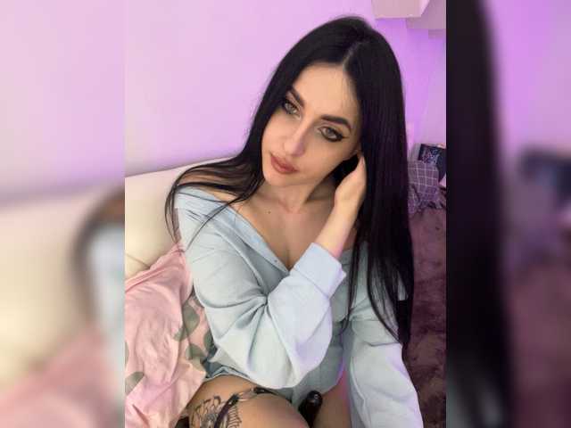 Manynia666's BongaCams show and profile