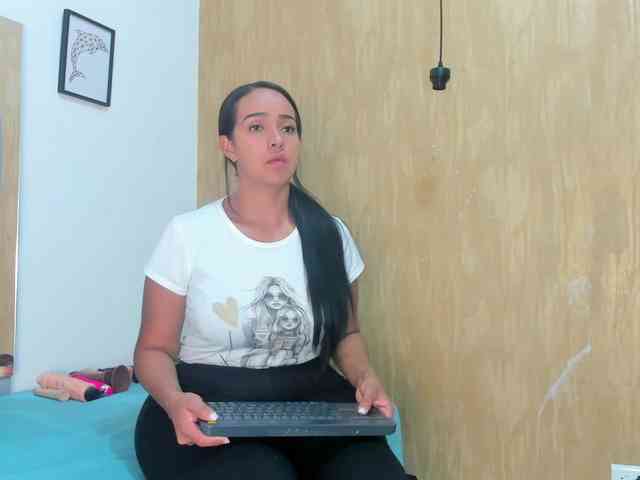 Luya-Jhonson webcam