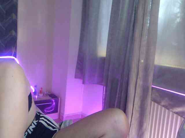 Kiss4foryou webcam
