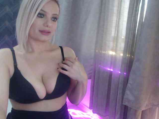 Kiss4foryou webcam