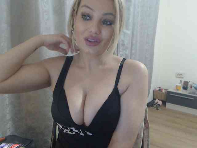Kiss4foryou webcam