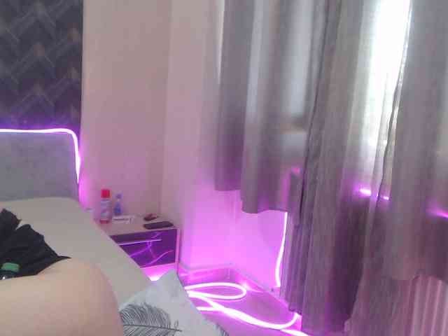 Kiss4foryou webcam