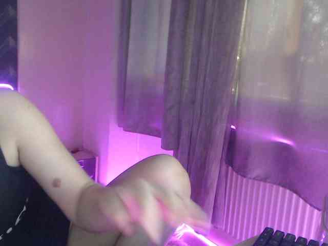 Kiss4foryou webcam