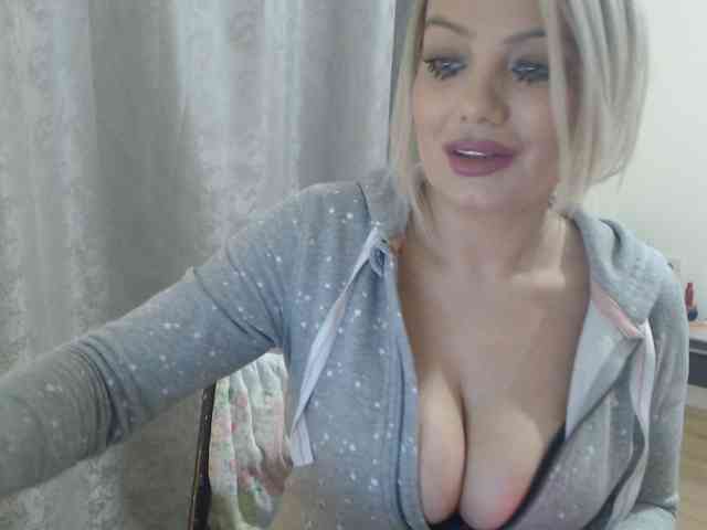 Kiss4foryou webcam
