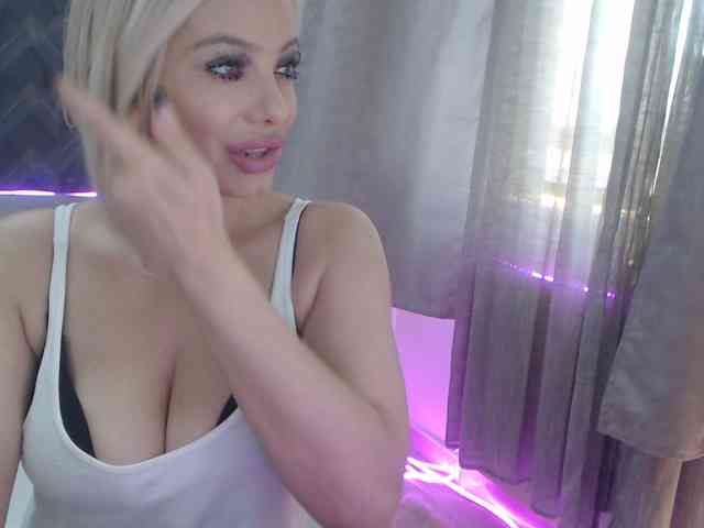 Kiss4foryou webcam