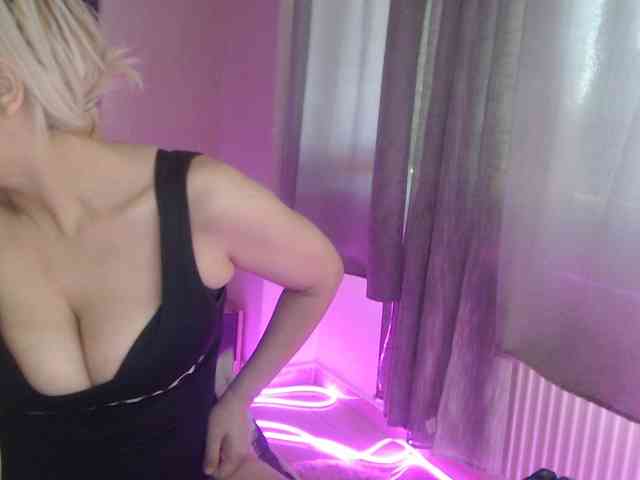 Kiss4foryou webcam
