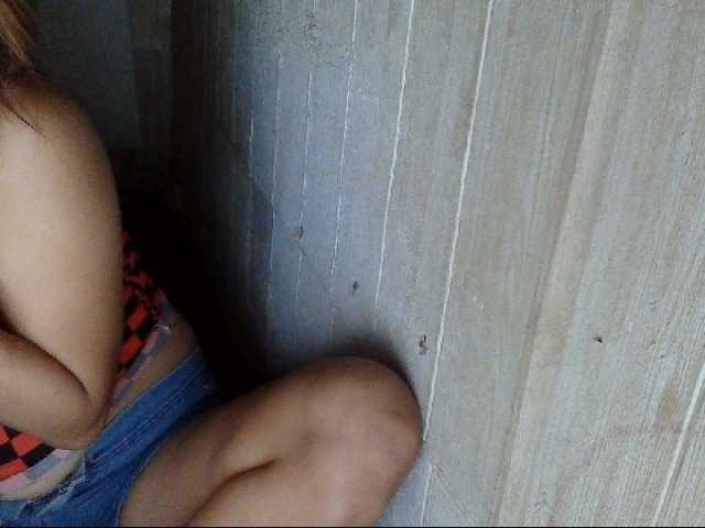 Asiankitties's BongaCams show and profile