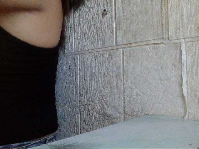 Asiankitties's BongaCams show and profile