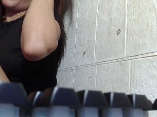 Asiankitties's BongaCams show and profile