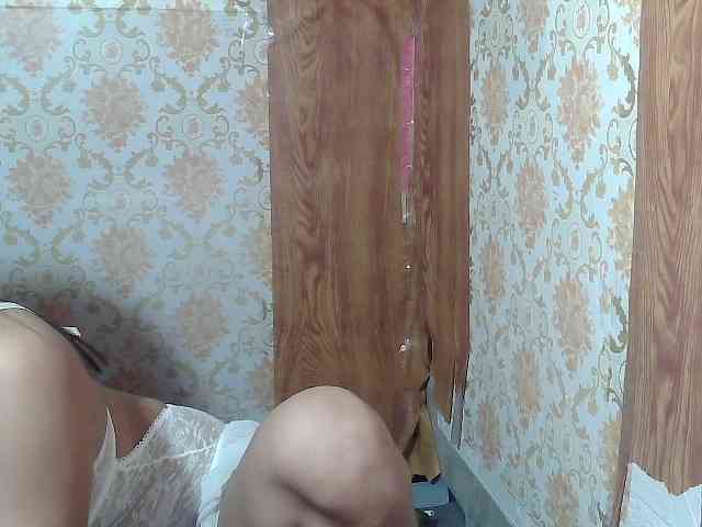 MollyfLowers webcam