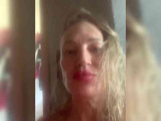 IzoldaBraunF webcam