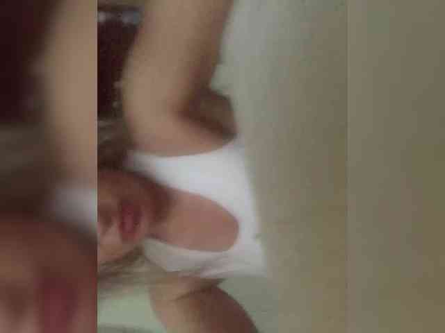 IzoldaBraunF webcam