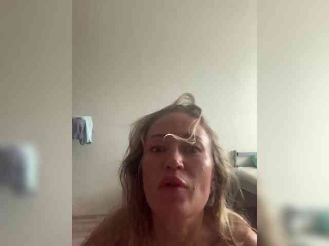 IzoldaBraunF webcam