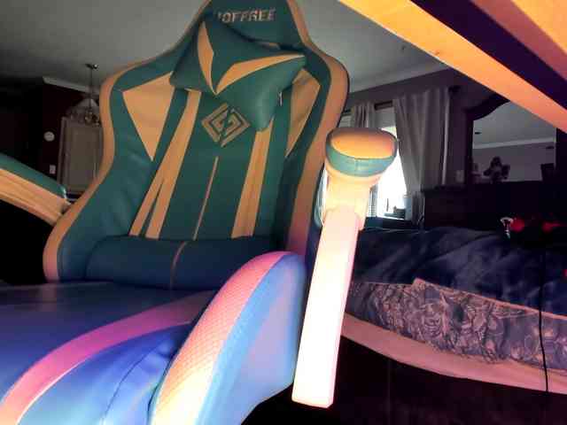 blueeyedzaya-sexy webcam