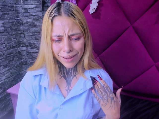 AnalHade's BongaCams show and profile