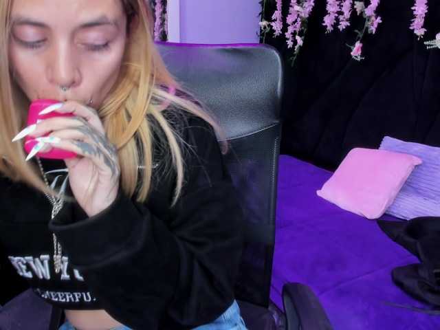 AnalHade's BongaCams show and profile