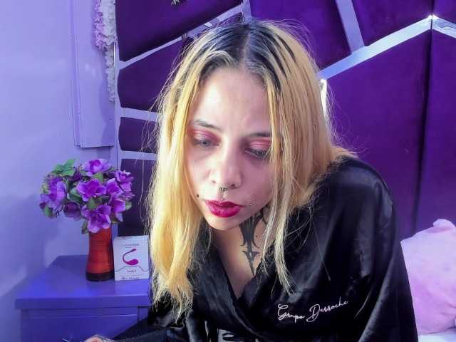 AnalHade's BongaCams show and profile