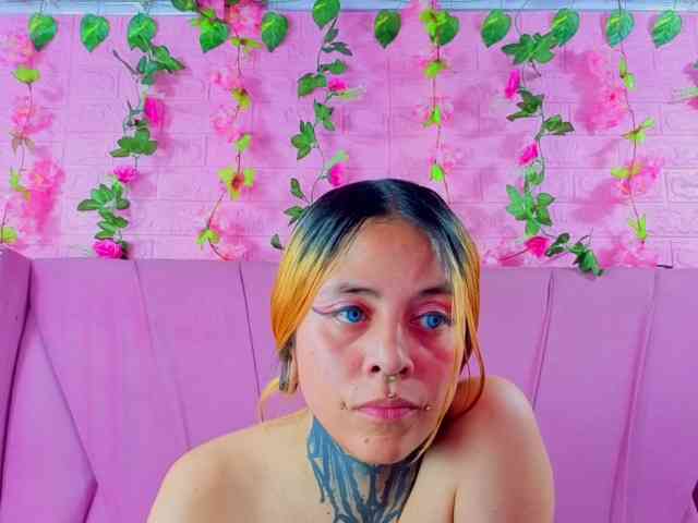 AnalHade webcam