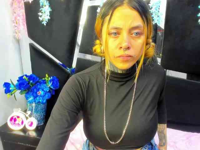 AnalHade Live Webcam on BongaCams