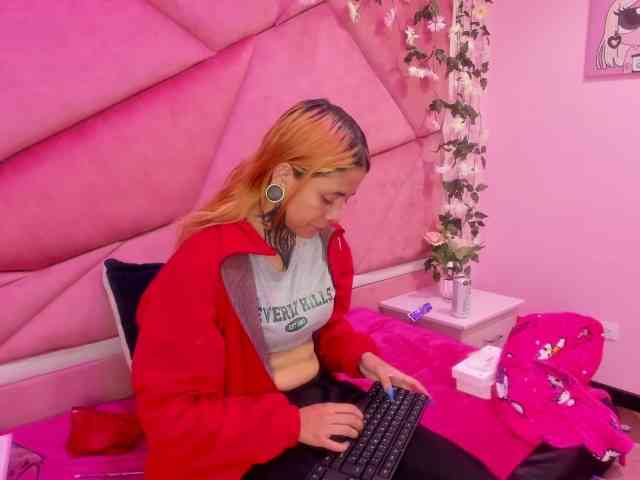 AnalHade webcam