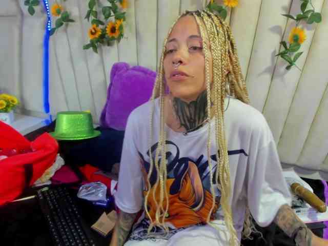 AnalHade webcam