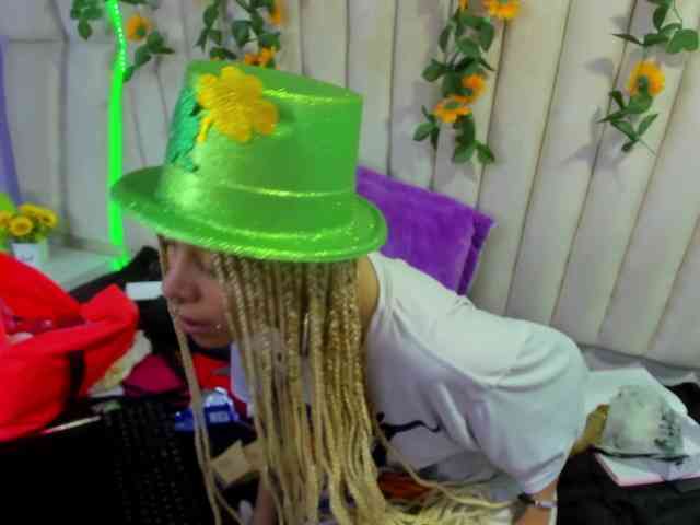 AnalHade webcam