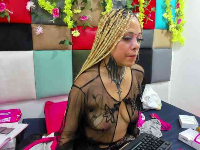 AnalHade webcam