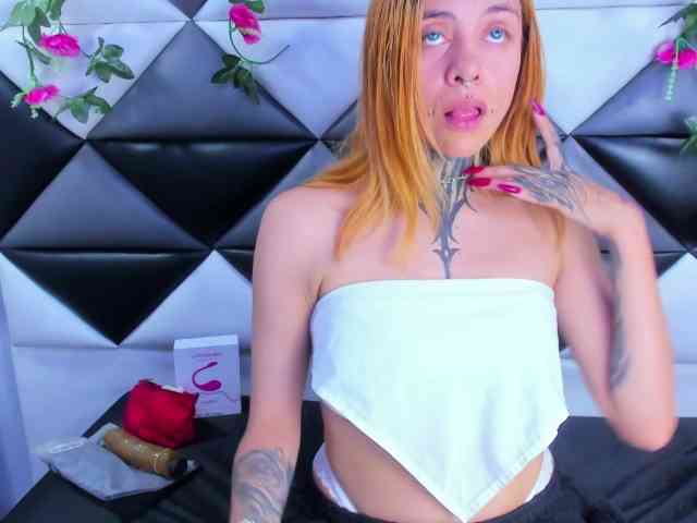 AnalHade webcam