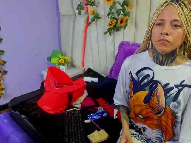 AnalHade webcam