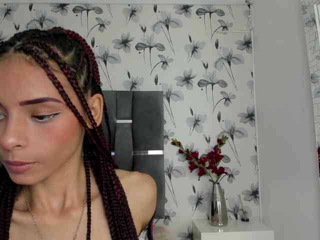 Ehotloveaxxx webcam