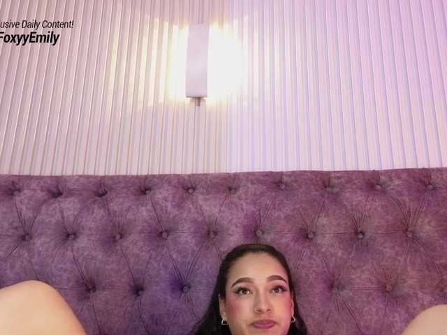 Emily-Foxyy's BongaCams show and profile