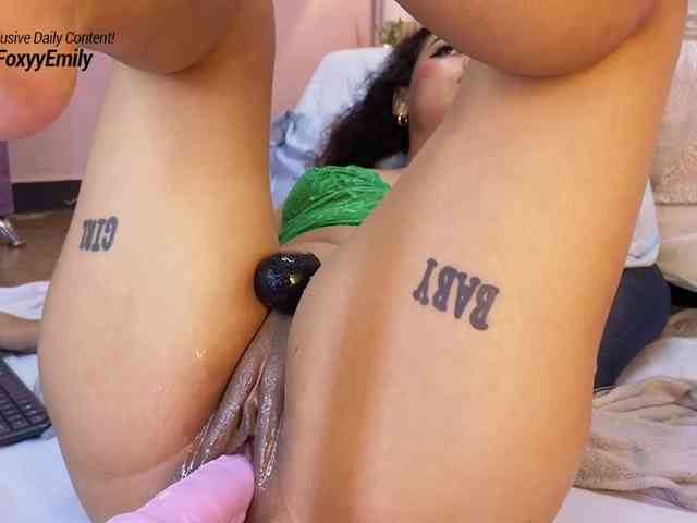 Emily-Foxyy Emily-Foxyy