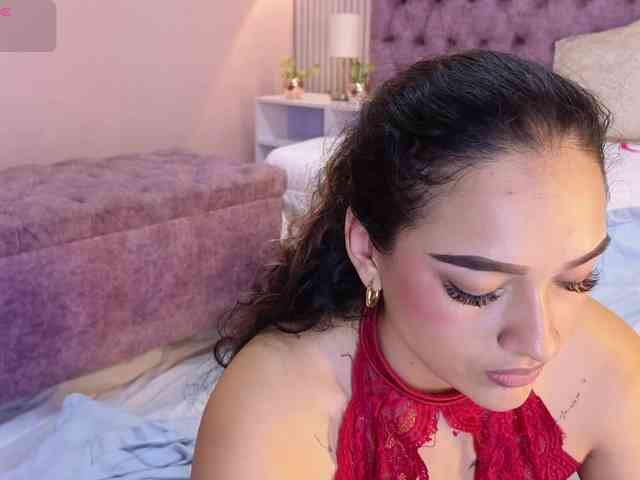 Emily-Foxyy Emily-Foxyy