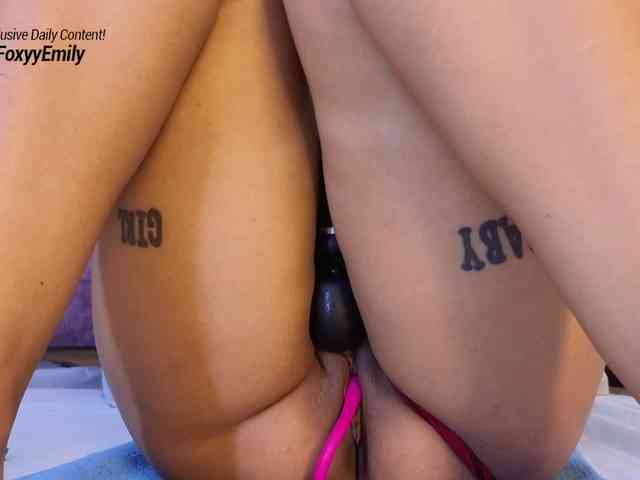 Emily-Foxyy Emily-Foxyy