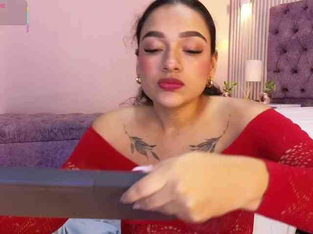 Emily-Foxyy Emily-Foxyy