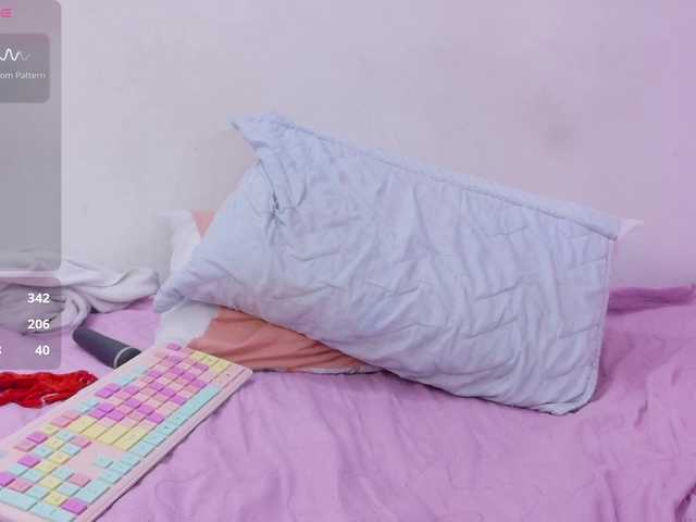 skinnyprinces's BongaCams show and profile