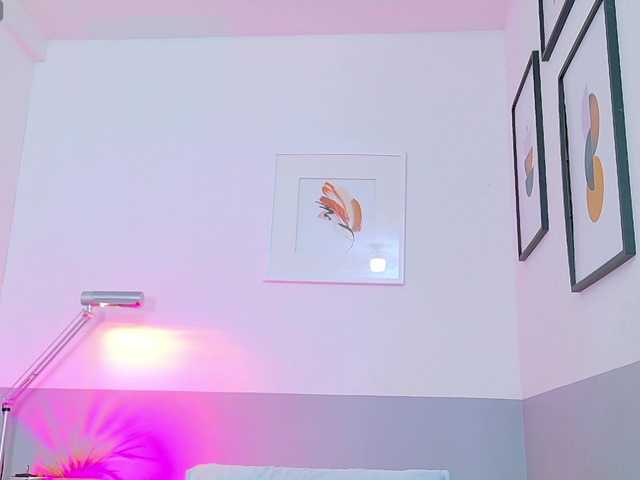 Offline skinnyprinces on BongaCams