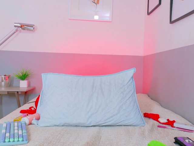 skinnyprinces from BongaCams is Freechat