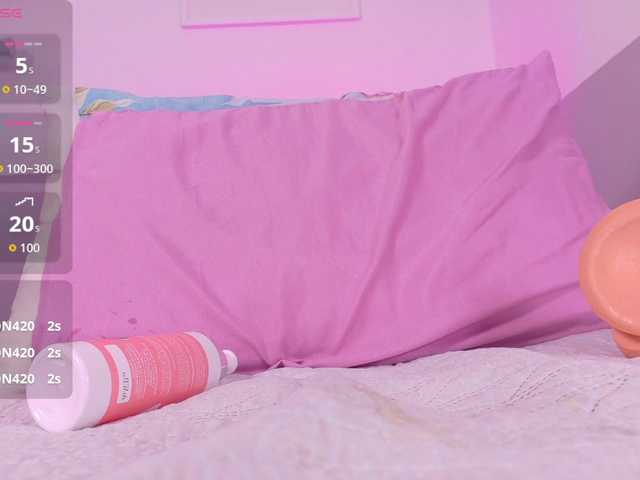 skinnyprinces's BongaCams show and profile