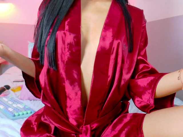 Explore BongaCams's Skinnyprinces skinnyprinces from BongaCams