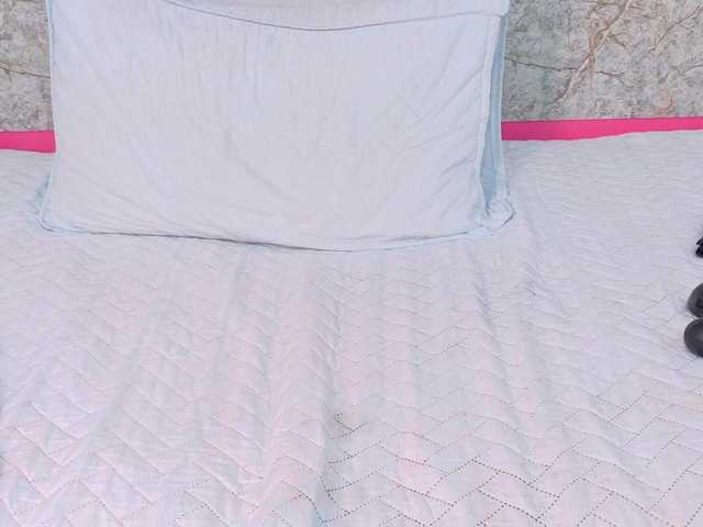 skinnyprinces's BongaCams show and profile