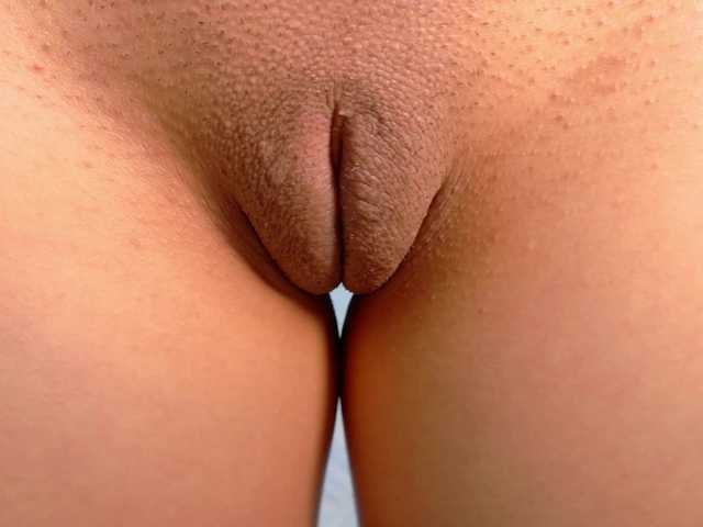 skinnyprinces's BongaCams show and profile