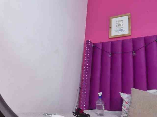 skinnyprinces webcam