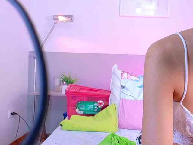 skinnyprinces webcam