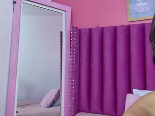 littleeemiily Porn Show