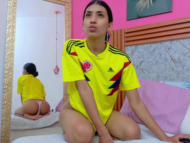 littleeemiily's BongaCams show and profile